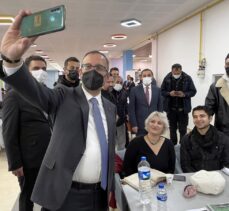 Bakan Mehmet Muharrem Kasapoğlu, Kars Gençlik Merkezi'ni ziyaret etti