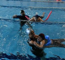 ABB'den down sendromlu çocuklar için ücretsiz yüzme kursu