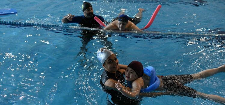 ABB'den down sendromlu çocuklar için ücretsiz yüzme kursu