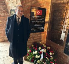 Çekya’da Nazi döneminde hayatını kaybeden Türk vatandaşlarının anısına anma plaketi