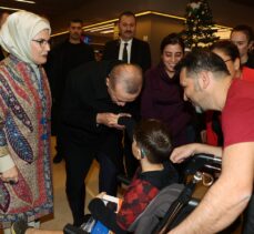 Cumhurbaşkanı Erdoğan, İstanbul'da hasta ziyareti gerçekleştirdi