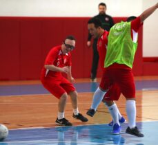 Down Sendromlular Futsal Milli Takımı'nın Gaziantep kampı başladı