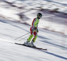 Genç kayakçılar Erzurum'da milli takıma ve EYOF'a katılmak için ter döktü