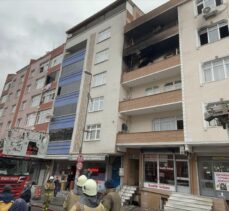 Küçükçekmece'de yangın çıkan 3. kattaki evin balkonundan atlayan kadın yaralandı