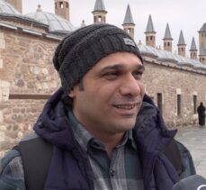 Mevlana, dünyanın farklı yerlerinden gelen turistleri Konya'da bir araya getiriyor