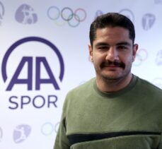 Olimpiyat şampiyonu milli güreşçi Taha Akgül, AA'nın “Yılın Fotoğrafları” oylamasına katıldı