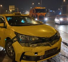 Pendik'te ehliyetsiz sürücü kaza yaptı