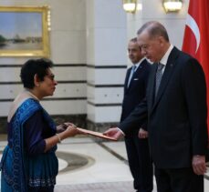 Sri Lanka Büyükelçisi Dissanayake, Cumhurbaşkanı Erdoğan'a güven mektubu sundu