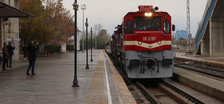 “Turistik Doğu Ekspresi” treni Erzincan'da