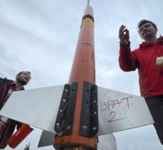 Üniversite öğrencileri model roket motoru tasarladı