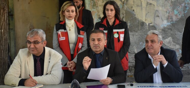 Adana'da “7 ay 7 Buluşma” projesi kapsamında Roman vatandaşların talepleri dinlendi
