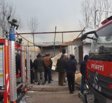Adana'da çıkan yangında müstakil ev kullanılamaz hale geldi