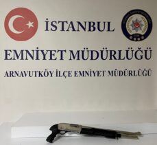 Arnavutköy'de kendisini işe almayan kuzeninin iş yerini kurşunlayan şüpheli tutuklandı