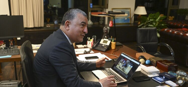 Berlin Büyükelçisi Ahmet Başar Şen, AA'nın “Yılın Fotoğrafları” oylamasına katıldı