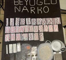 Beyoğlu'nda uyuşturucu operasyonunda yakalanan iki şüpheliden biri tutuklandı