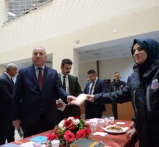 Diyarbakır, Bingöl ve Batman'da ceza infaz kurumları için kitap bağışı kampanyası