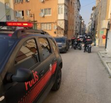 Bursa'da bıçaklı kavgada yaralanan kişi hastaneye kaldırıldı