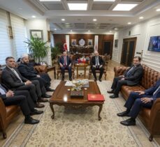 Çalışma ve Sosyal Güvenlik Bakanı Bilgin, Karadağlı mevkidaşı Adroviç ile görüştü