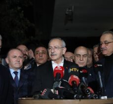 CHP Genel Başkanı Kılıçdaroğlu, Meral Akşener'i hastanede ziyaret etti