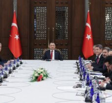 Cumhurbaşkanı Yardımcısı Oktay, MSB'nin düzenleme ihtiyaçlarına yönelik toplantıya başkanlık etti