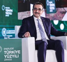 Bakan Dönmez: Türkiye, Umman'dan yıllık 1,4 milyar metreküp gaz alacak