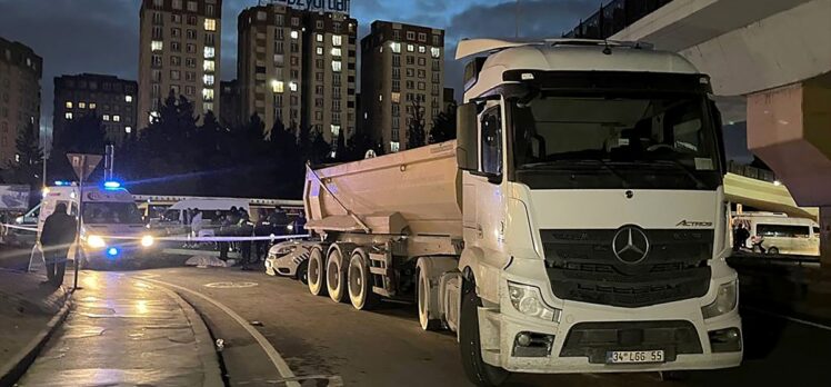 Esenyurt'ta hafriyat kamyonunun çarptığı kadın hayatını kaybetti