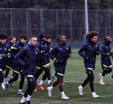 Fenerbahçe, Adana Demirspor maçı hazırlıklarını sürdürdü