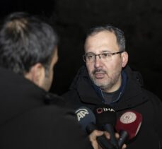 Gençlik ve Spor Bakanı Kasapoğlu, şehitleri anmak için Sarıkamış'ta