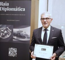 İspanya'da Türkiye'nin Madrid Büyükelçisi Akçapar'a “en iyi büyükelçi” ödülü verildi