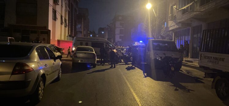 İzmir'de sokakta cesedi bulunan 18 yaşındaki gencin öldürüldüğü anlaşıldı