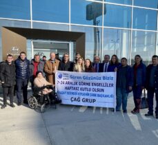 Kırşehir'de görme engelliler otomobil sürüş keyfi yaşadı