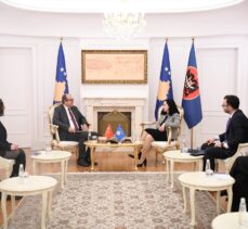 Kosova Cumhurbaşkanı Osmani, Türkiye'nin Priştine Büyükelçisi Sakar'ı kabul etti