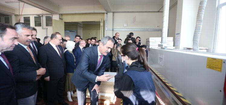Milli Eğitim Bakanı Özer, Bursa'da meslek lisesi ziyaretinde konuştu: