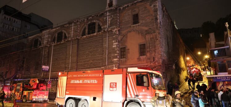 GÜNCELLEME – Surp Pırgiç Ermeni Katolik Kilisesi'ndeki yangın