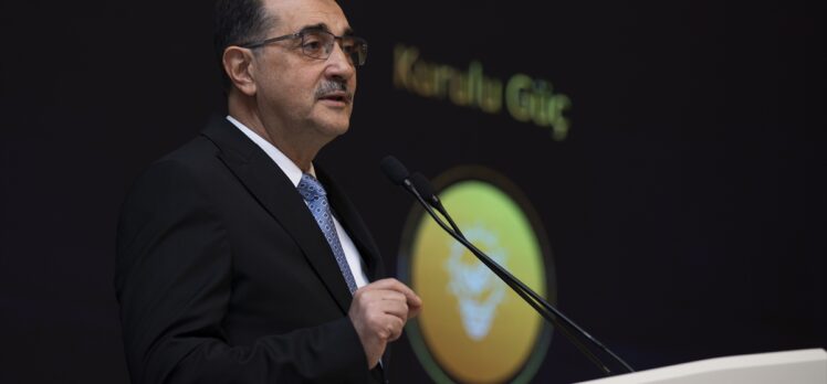 Enerji ve Tabii Kaynaklar Bakanı Dönmez, Türkiye'nin hidrojen yol haritasını paylaştı: