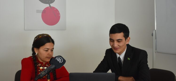 Türkmenistan’da İletişim Fakültesi öğrencileri AA’nın “Yılın Fotoğrafları” oylamasına katıldı