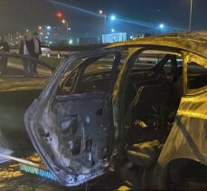 Yeni alınan otomobil TEM Otoyolu'nda seyir halindeyken yandı