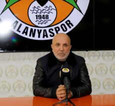 Alanyaspor Başkanı Hasan Çavuşoğlu'ndan taraftara “tribünleri doldurun” çağrısı: