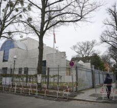 Alman hükümeti, İran'ın Berlin Büyükelçiliğindeki 2 çalışanını istenmeyen kişi ilan etti