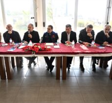 Bakan Dönmez, AK Parti'li Özhaseki ve belediye başkanları İskenderun'da