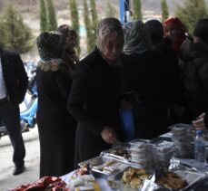 Batı Trakya'da Türkiye'deki depremzedeler için kermes düzenlendi