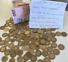 Bitlisli kardeşler bisiklet için biriktirdikleri parayı depremzedelere bağışladı