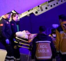 Deprem bölgesinden 6 yaralı ambulans uçakla İstanbul'a getirildi