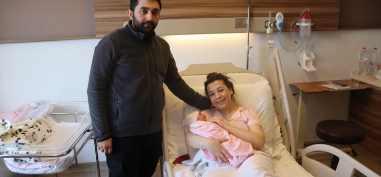 Depremden kurtulan Adıyamanlı ailenin bebeği Denizli'de dünyaya geldi