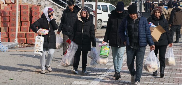 Elbistan'da kurulan sosyal marketler depremzedelerin ihtiyaçlarını karşılıyor