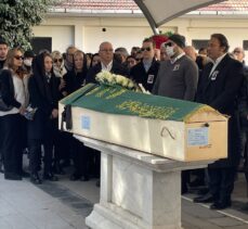 Gazeteci-yazar Güngör Mengi için İzmir'de cenaze töreni