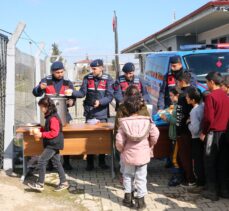 Gaziantep'in İslahiye ilçesinde depremzedeler için çadır kuruldu