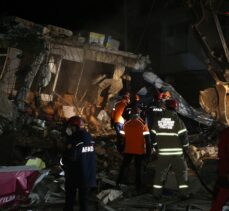 GÜNCELLEME – Hatay merkezli depremde çöken iş yerindeki arama çalışması sonlandırıldı