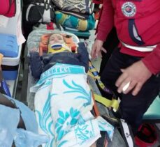 Bakan Koca, 150 saat sonra Hatay'daki enkazdan kurtarılan kız çocuğuyla ilgili paylaşımda bulundu