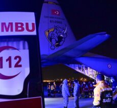 İstanbul'a TSK'nın kargo uçağıyla 38 yaralı depremzede getirildi